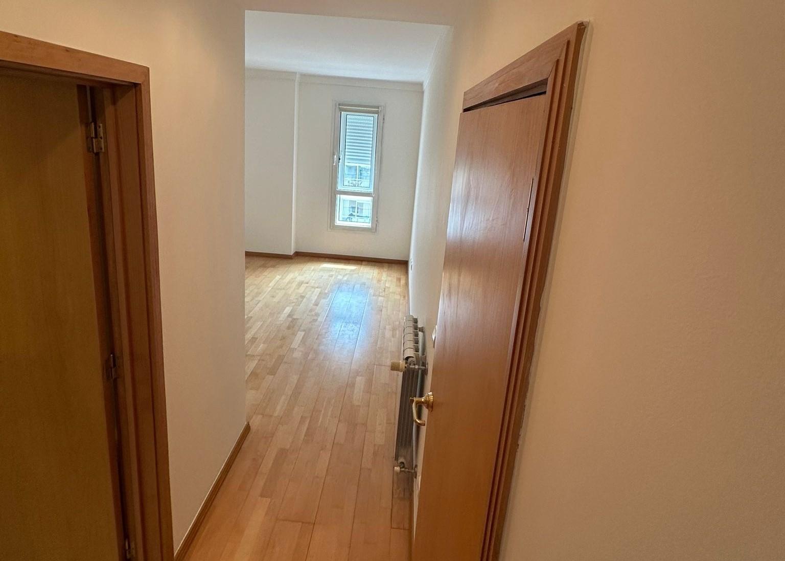 Arrendo Apartamento T2 Ramalde - Image# 1