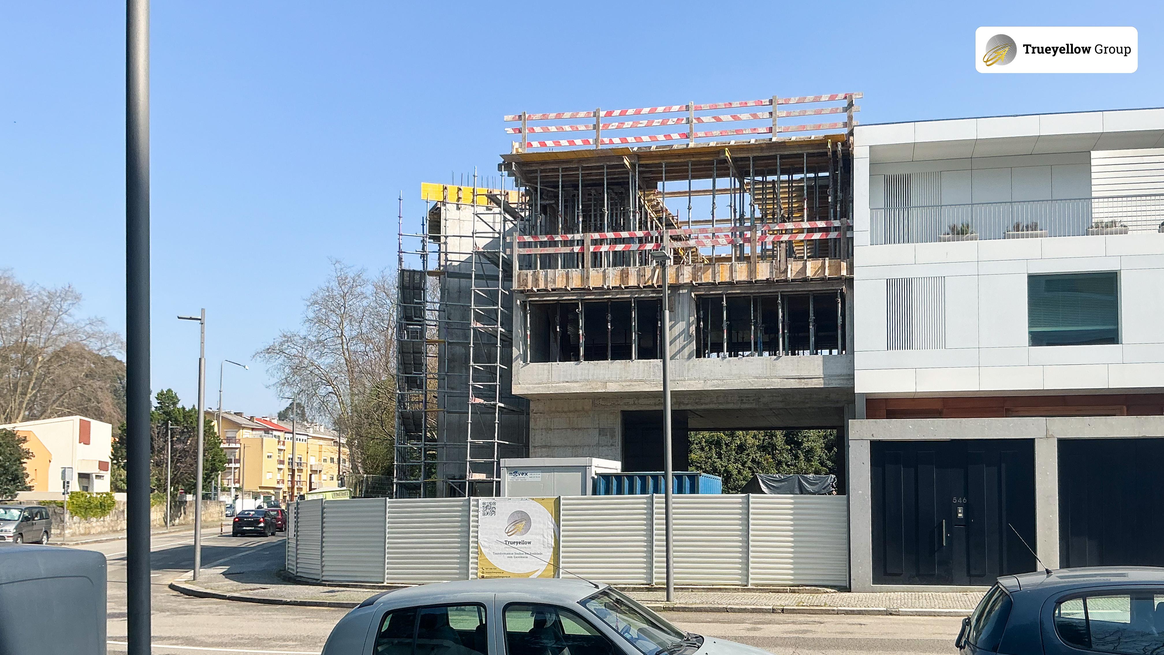 Moradia na Boavista - TRUEYELLOW Engenharia e Construção - Image# 1